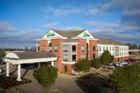Exterior Holiday Inn Express & Suites OLIVE BRANCH, an IHG Hotel