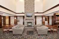 Lobi Staybridge Suites AKRON-STOW-CUYAHOGA FALLS, an IHG Hotel