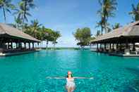 Kolam Renang InterContinental Hotels BALI RESORT, an IHG Hotel