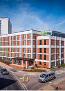 It's a 5 minute drive to Exeter St David's station from our hotel Holiday Inn Express EXETER - CITY CENTRE, an IHG Hotel