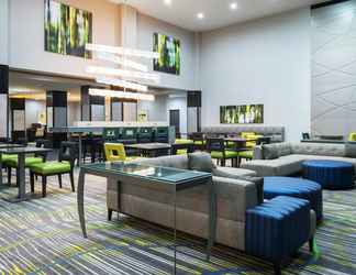 Lobi 2 Holiday Inn Express & Suites NORMAN, an IHG Hotel