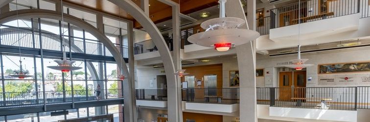 로비 Hotel Indigo SEATTLE EVERETT WATERFRONT by IHG, an IHG Hotel