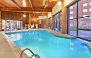 Swimming Pool 4 Crowne Plaza COLUMBUS NORTH- WORTHINGTON, an IHG Hotel