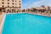 สระว่ายน้ำ Holiday Inn Express & Suites AUSTIN DOWNTOWN - UNIVERSITY, an IHG Hotel