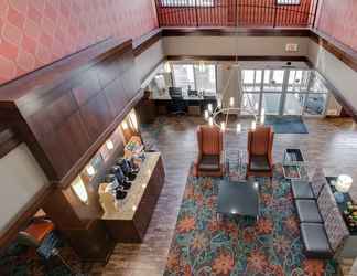 Lobby 2 Holiday Inn Express & Suites ST. CLOUD, an IHG Hotel