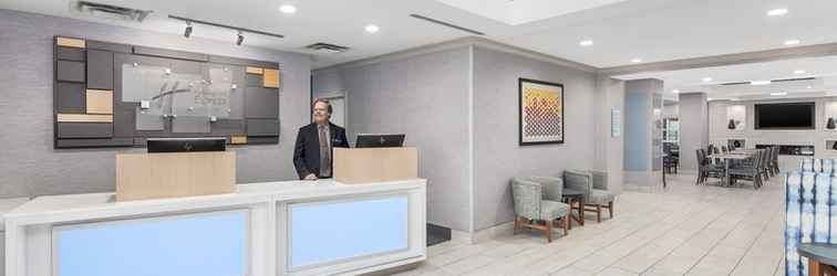 Sảnh chờ Holiday Inn Express & Suites GREENVILLE-I-85 & WOODRUFF RD, an IHG Hotel