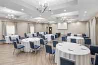 Functional Hall Holiday Inn Express & Suites GREENVILLE-I-85 & WOODRUFF RD, an IHG Hotel