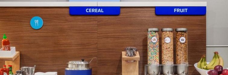 Lobby Holiday Inn Express & Suites GREAT BEND by IHG, an IHG Hotel