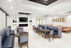 Restaurant 7 Holiday Inn Express & Suites SPARTANBURG-NORTH by IHG, an IHG Hotel