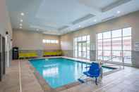 Hồ bơi Holiday Inn & Suites MEMPHIS SOUTHEAST-GERMANTOWN, an IHG Hotel