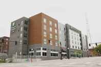 Exterior Holiday Inn Express & Suites OMAHA DOWNTOWN - OLD MARKET, an IHG Hotel