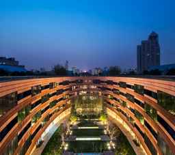 HUALUXE Hotels and Resorts SHANGHAI TWELVE AT HENGSHAN, THB 10,417.20