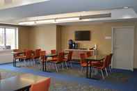 Dewan Majlis Holiday Inn Express & Suites BINGHAMTON UNIVERSITY-VESTAL, an IHG Hotel