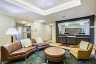 Lobby Candlewood Suites VIRGINIA BEACH TOWN CENTER