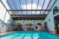 Swimming Pool Holiday Inn Express SAN CLEMENTE N – BEACH AREA, an IHG Hotel