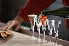 Bar, Cafe and Lounge InterContinental Hotels THE CLEMENT MONTEREY by IHG, an IHG Hotel