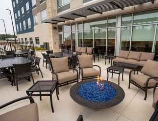 Lobby 2 Holiday Inn Express & Suites RICHBURG, an IHG Hotel