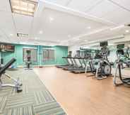 Fitness Center 7 Holiday Inn Express & Suites DELAFIELD, an IHG Hotel