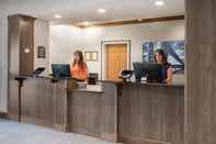 Lobi Staybridge Suites DENVER INTERNATIONAL AIRPORT, an IHG Hotel