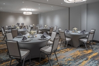 Functional Hall Holiday Inn MIAMI NORTH – I-95, an IHG Hotel