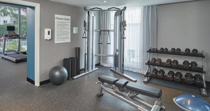 Fitness Center Holiday Inn MIAMI NORTH – I-95, an IHG Hotel