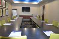 ห้องประชุม Holiday Inn Express & Suites ROCHESTER, an IHG Hotel