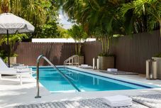 Swimming Pool Kimpton RIDLEY HOUSE, an IHG Hotel