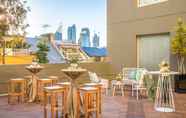 Common Space 3 Holiday Inn SYDNEY - POTTS POINT, an IHG Hotel