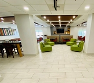 Lobby 2 Holiday Inn Express & Suites CHESAPEAKE, an IHG Hotel