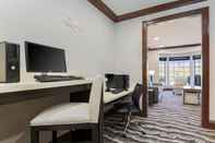 Functional Hall Staybridge Suites RENO, an IHG Hotel