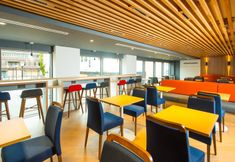 Others 3 Holiday Inn Express SWINDON CITY CENTRE by IHG, an IHG Hotel