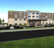 ภายนอกอาคาร 4 Holiday Inn Express & Suites DALLAS MARKET CTR - LOVE FIELD, an IHG Hotel