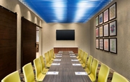 Functional Hall 3 Holiday Inn Express & Suites DALLAS MARKET CTR - LOVE FIELD, an IHG Hotel