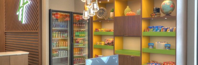 ロビー Holiday Inn & Suites PIGEON FORGE CONVENTION CENTER by IHG, an IHG Hotel