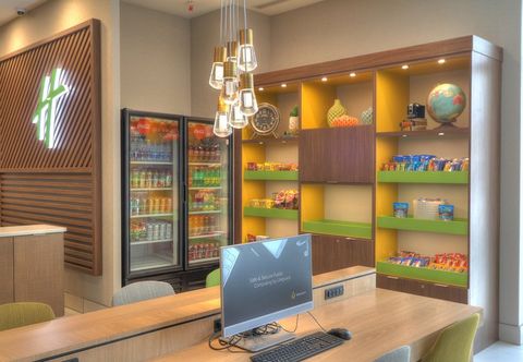 ロビー Holiday Inn & Suites PIGEON FORGE CONVENTION CENTER by IHG, an IHG Hotel