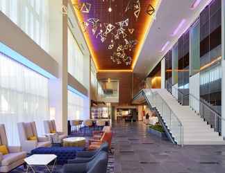 Lobby 2 InterContinental Hotels MINNEAPOLIS - ST. PAUL AIRPORT, an IHG Hotel