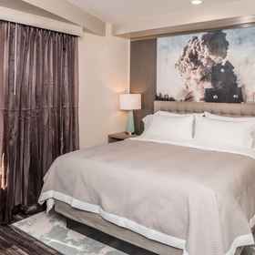 Guest Room1Hotel Indigo FRISCO by IHG, an IHG Hotel，威洛本德商店飯店