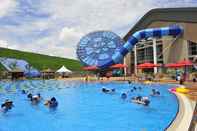 สระว่ายน้ำ Holiday Inn & Suites ALPENSIA PYEONGCHANG, an IHG Hotel