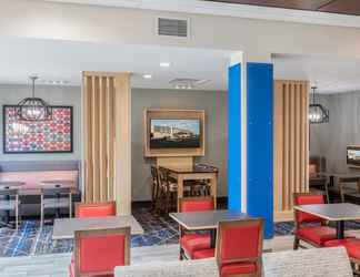 Sảnh chờ 2 Holiday Inn Express & Suites GREENVILLE S - PIEDMONT, an IHG Hotel