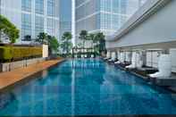 Kolam Renang InterContinental Hotels RESIDENCE JAKARTA PONDOK INDAH, an IHG Hotel
