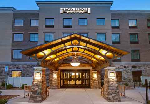 Exterior Staybridge Suites STERLING HEIGHTS - DETROIT, an IHG Hotel