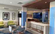 Sảnh chờ 3 Holiday Inn Express & Suites MADISON WEST - MIDDLETON, an IHG Hotel