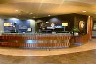 ล็อบบี้ Holiday Inn Express & Suites PERRY-NATIONAL FAIRGROUND AREA, an IHG Hotel