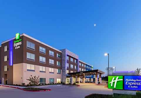 Exterior Holiday Inn Express & Suites PURCELL, an IHG Hotel