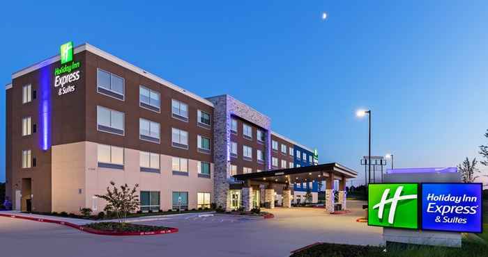 Exterior Holiday Inn Express & Suites PURCELL, an IHG Hotel