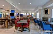 ร้านอาหาร 6 Holiday Inn Express & Suites ANDERSON-I-85 (HWY 76, EX 19B), an IHG Hotel