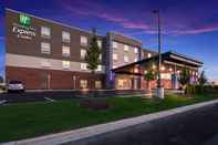 Luar Bangunan Holiday Inn Express & Suites CHICAGO - HOFFMAN ESTATES, an IHG Hotel