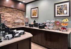 Restaurant 5 Staybridge Suites WICHITA FALLS by IHG, an IHG Hotel