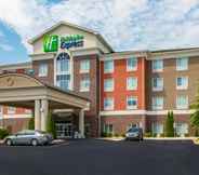 Bangunan 7 Holiday Inn Express & Suites STATESVILLE, an IHG Hotel