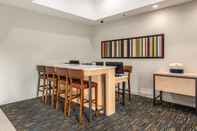 Ruangan Fungsional Holiday Inn Express & Suites STATESVILLE, an IHG Hotel